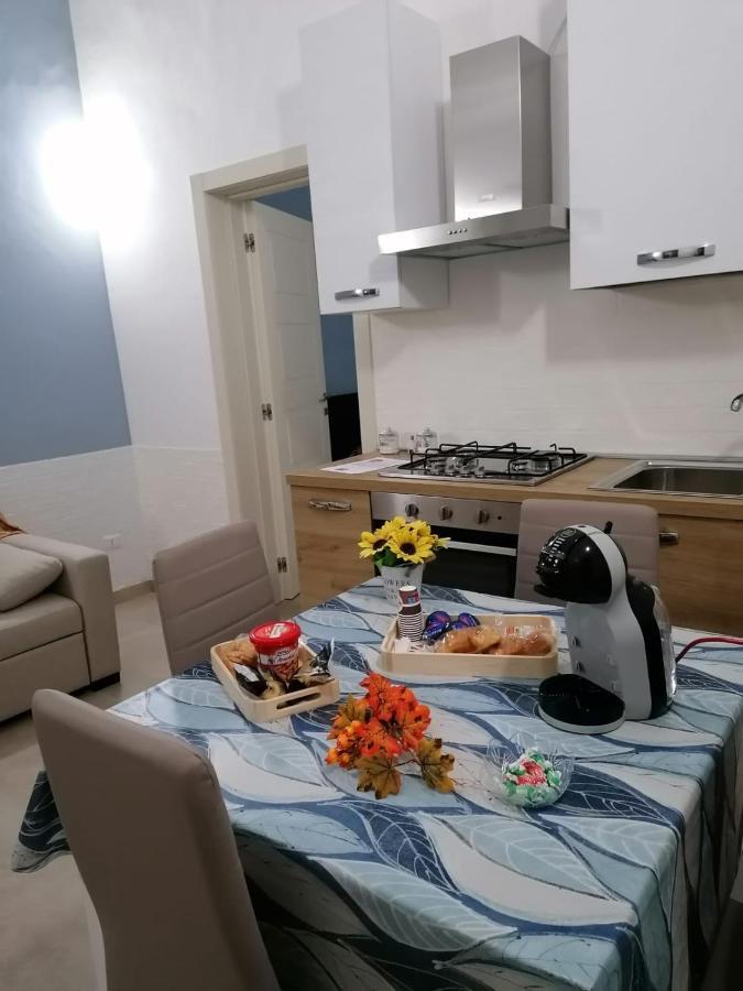 Bed&Dreams In Salento Bilocale Con Vasca Idromassaggio Villa Guagnano Bagian luar foto
