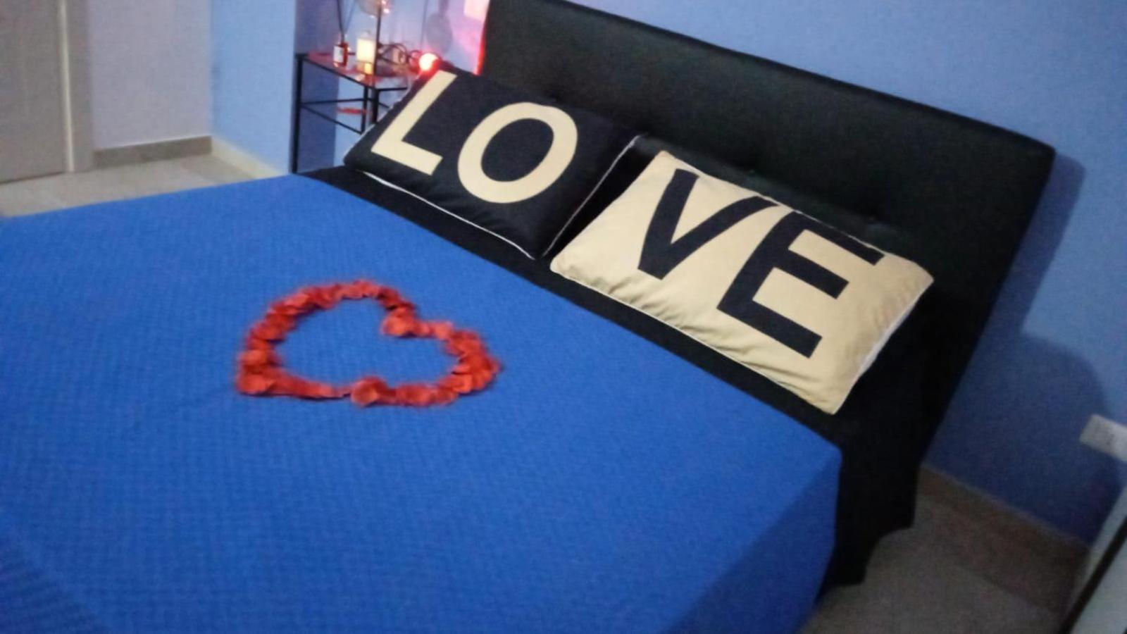 Bed&Dreams In Salento Bilocale Con Vasca Idromassaggio Villa Guagnano Bagian luar foto
